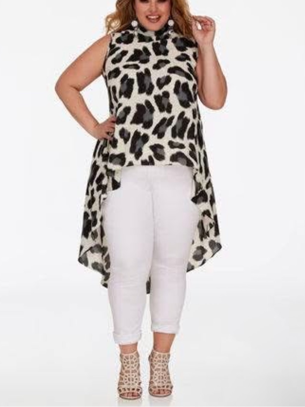 Ashley Stewart Black and White Sleeveless Animal Print Duster Top